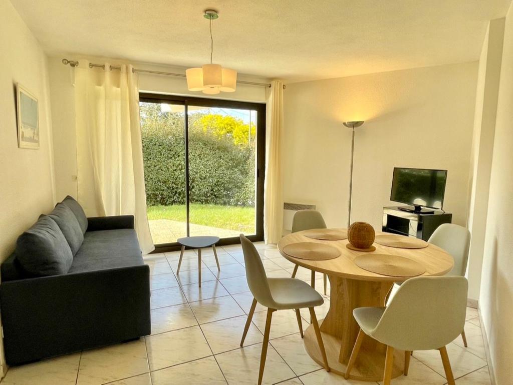 דירות רויאן Charmant Rez De Jardin - 900M Plage De Pontaillac מראה חיצוני תמונה